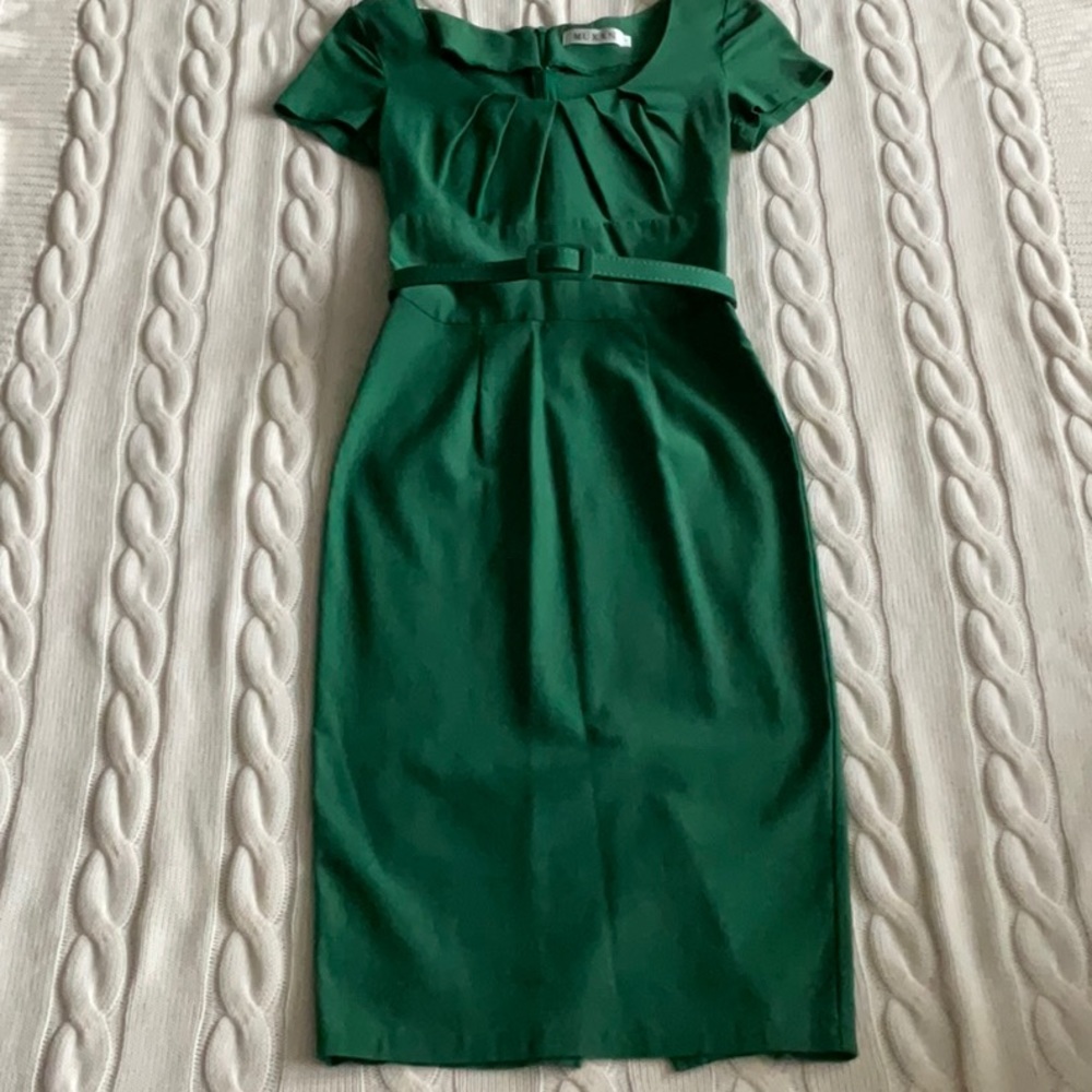 Green Sheath Dress Size Small